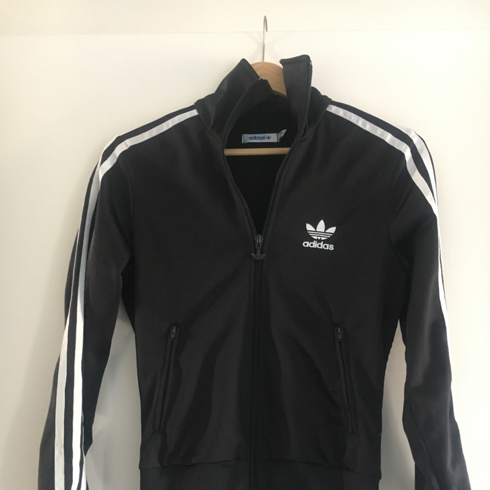 Adidas jacket women’s XS